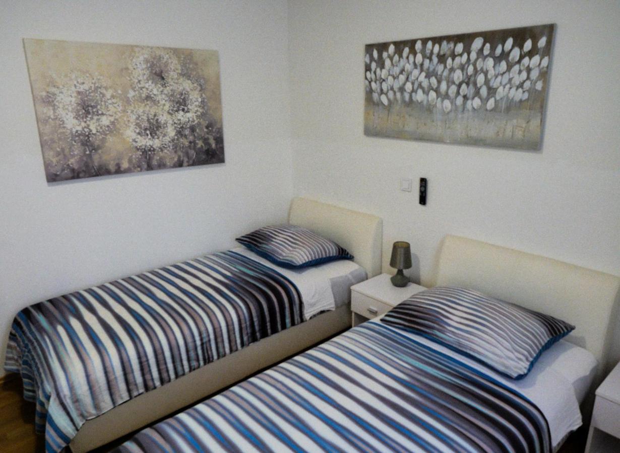 F12 Apartments ซาเกร็บ ภายนอก รูปภาพ