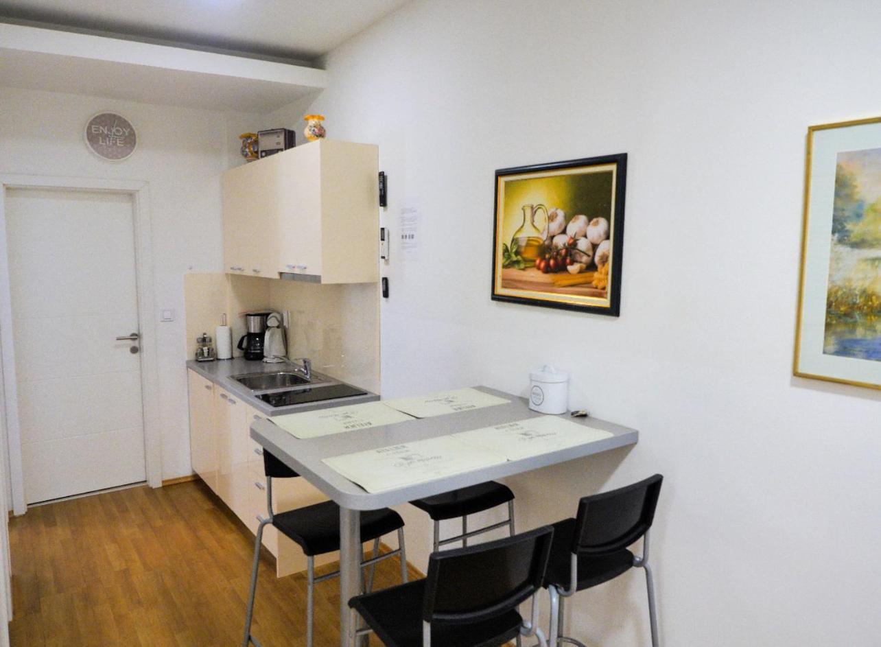 F12 Apartments ซาเกร็บ ภายนอก รูปภาพ